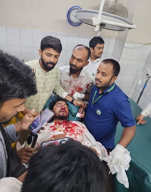 নুরের মাথায় আঘাত ও নাকের হাড় ভেঙেছে জরুরী মেডিকেল বোর্ড গঠন