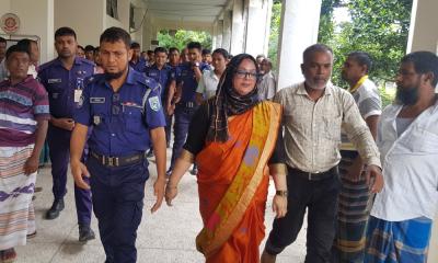 সাংবাদিক নির্যাতনের মামলায় কুড়িগ্রামের সাবেক ডিসি কারাগারে