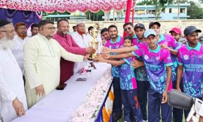 পাঁচবিবিতে ক্রিকেট টুর্নামেন্টের সমাপনী