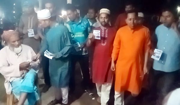 ছাত্রনেতা আকরামের ভাইস চেয়ারম্যান পদে গণসংযোগ